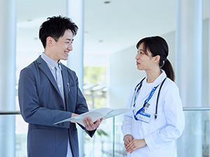 オンウェーブ株式会社 MR／月給50万円～／年休125日／ブランク復帰歓迎