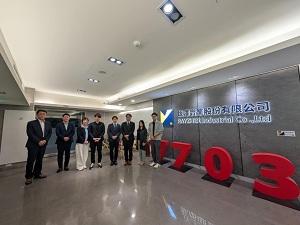 レイザーテクノロジー株式会社 人事（採用ほか）／年休125日／土日祝休／安定基盤／裁量大
