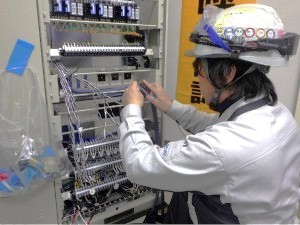 新光電装株式会社 発電所のエンジニア／未経験歓迎／転勤なし／土日祝休み／残業少