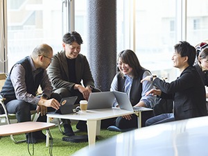 医療法人社団焔やまと診療所 成長中の医療法人で事業推進スタッフ／月給30万円以上／土日休