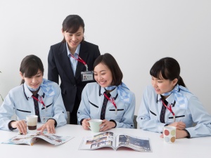 神奈川中央ヤクルト販売株式会社(株式会社ヤクルト本社のグループ会社) 総合職／未経験歓迎／年間休日123日（2026年度）