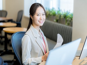 株式会社東亜産業 営業サポート／土日祝休／女性＆20～30代活躍中／転勤なし