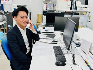 株式会社辰栄興発（シンエイコウハツ） マンション管理フロント／土日祝休み／定時退社率90％以上