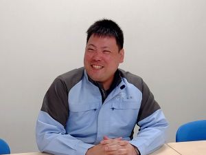 ブルーエキスプレス株式会社(「ステラケミファ株式会社」の100%出資グループ企業) 事務／未経験歓迎／フレックスタイム／連休OK／残業少／賞与有