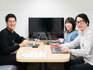 オフィスコム株式会社(PLUSグループ) カスタマーサポート／年休125日／土日祝休み／残業少ない