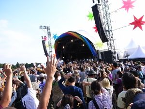 株式会社ラクシス 総合職（営業・営業事務）／エンタメ業界グッズ／未経験歓迎