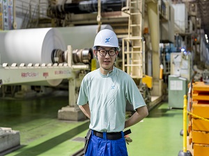 日本製紙株式会社【プライム市場】(日本製紙グループ) 富士工場の製造オペレーター／プライム上場企業／転勤なし