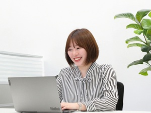 株式会社ＢＧパートナーズ 営業事務／美容サロンの開業支援／年間休日128日／転勤無し