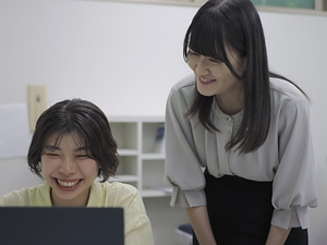 株式会社二葉企画 電子コミック制作（アプリデータ制作／バナー・LPのデザイン）