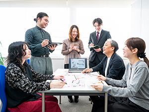 東光印刷株式会社 チラシ制作のディレクター／制作未経験歓迎／コミュ力を活かせる