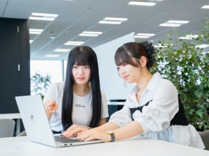 明鏡管理サービス株式会社(グループ会社／キュービクルメンテ協会) 未経験からはじめる事務／原則定時退社／年休125日