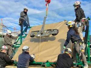 有限会社オオミナト 未経験歓迎／週休2日／ガラス施工のアシスタントスタッフ