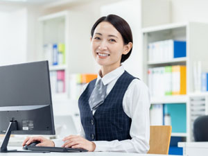 三樹エンジニアリング株式会社(美樹工業株式会社の100％出資子会社) 受付・経理事務／未経験歓迎／残業ほぼなし／年休120日