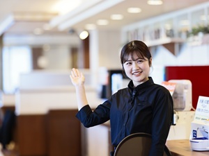 株式会社すかいらーくホールディングス（ガスト・バーミヤン・ジョナサン・夢庵・藍屋・から好し・ステーキガスト・むさしの森珈琲など）【プライム市場】(すかいらーくグループ) 店長候補（35歳以下）／経験不問／月給29万円～／賞与年3回