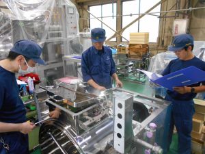 株式会社飯田製作所 製菓機械の機械設計／残業ほぼなし／月給27万円以上／土日祝休
