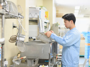 株式会社ユキオー 開発職／年間休日120日／賞与実績3カ月～4.5カ月分