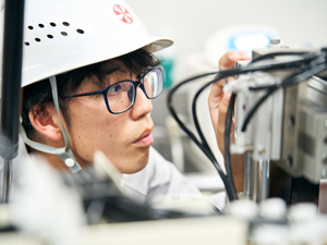 大和製罐株式会社 サービスエンジニア／未経験歓迎／家族手当月3万／賞与年4ヶ月