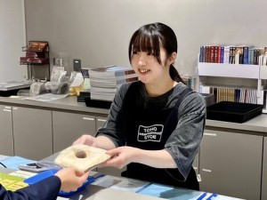 ＴＯＨＯリテール株式会社(阪急阪神東宝グループ) ゴジラ・ストアの販売／未経験歓迎／東宝グループの安定性