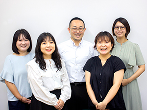 株式会社早稲田大学アカデミックソリューション 研究支援・研究費管理業務スタッフ／事務経験者／年休128日