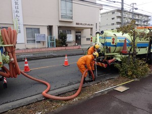 株式会社大阪環境 下水道工事及び維持管理業務／月給25.4万円～／年休122日