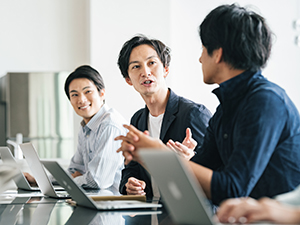 銀平グローバル株式会社 輸入商品の国内営業／新事業立ち上げ／土日祝休／月給30万円～