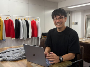 株式会社ステア 自社アパレルブランドの企画・デザイン／土日祝休／月30万円～