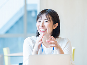 子田株式会社 事務（法令調査・許認可申請担当）／年休124日／月給30万円