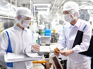 山崎製パン株式会社【プライム市場】 パン製造・仕分け／食堂・引越補助／未経験可／東村山・所沢近郊