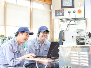 高浜工業株式会社 製造職／オーダーメイド機械の組立・加工／土日休み／転勤なし